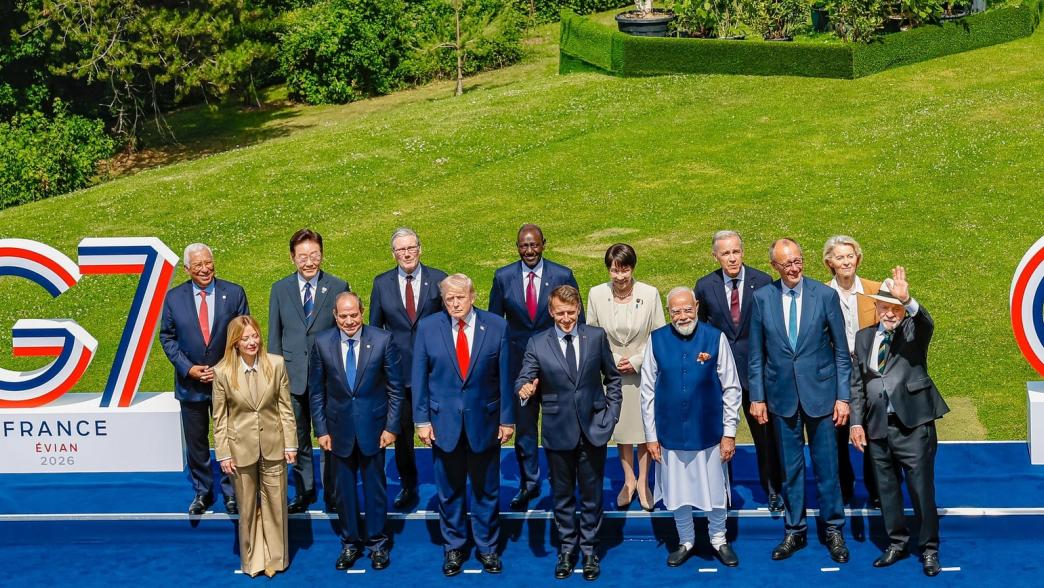 Group photo of G7 leaders in France, 2026