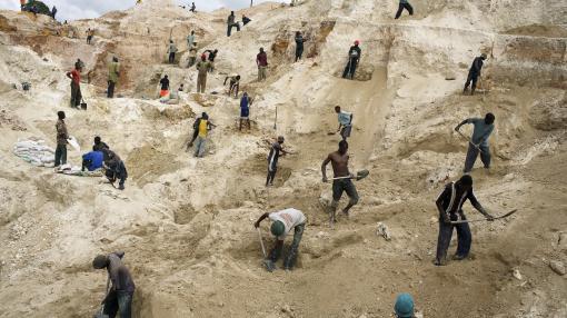 Artisanal miners in the DRC