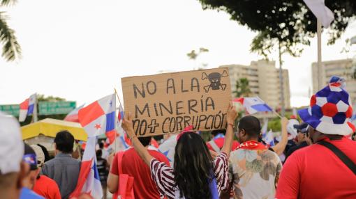 Protest against corruption in mining