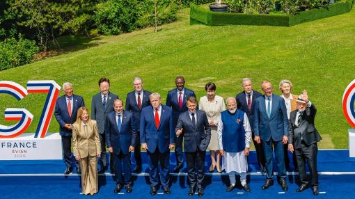 Group photo of G7 leaders in France, 2026